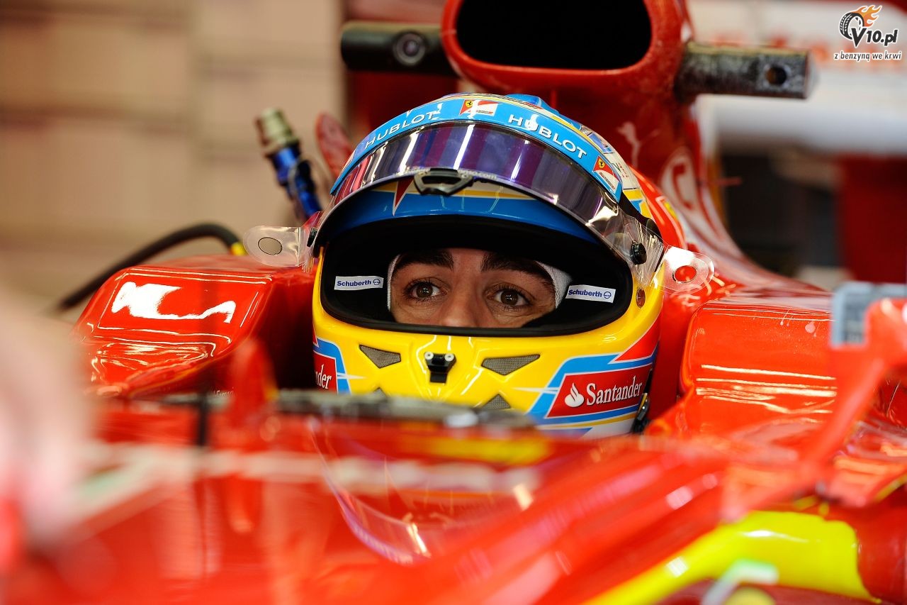 Ferrari cigno Raikkonena na przekr Alonso?
