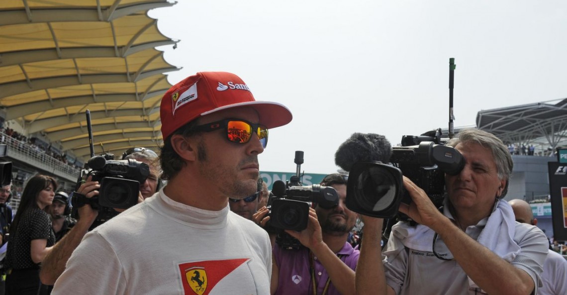 Alonso broniony przez di Montezemolo po docince Ferrari