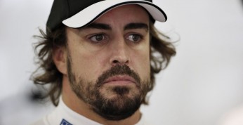 Alonso przyznaje, że może żałować odejścia z Ferrari