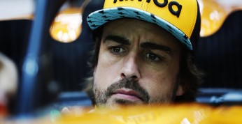 Alonso pojeździ na testach F1