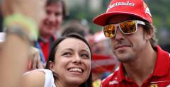 Alonso harcuje na Twitterze