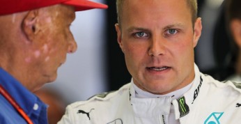 Bottas zostaje w Mercedesie na sezon 2018