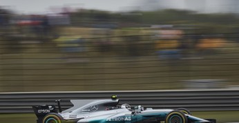 Bottas nie martwi się dużym rozstawem osi bolidu Mercedesa przed...