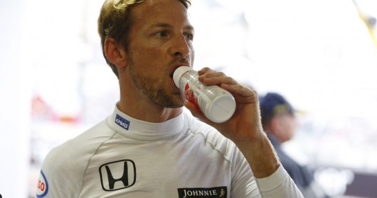 Button wypiera się krytyki młodych kierowców F1