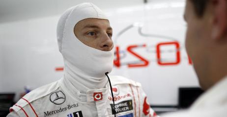 Button sprawdzi nowego McLarena jako pierwszy