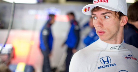 Gasly dostał odłamkiem w kask