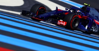 Gasly i Ocon upomniani przez sędziów za kolizję we Francji