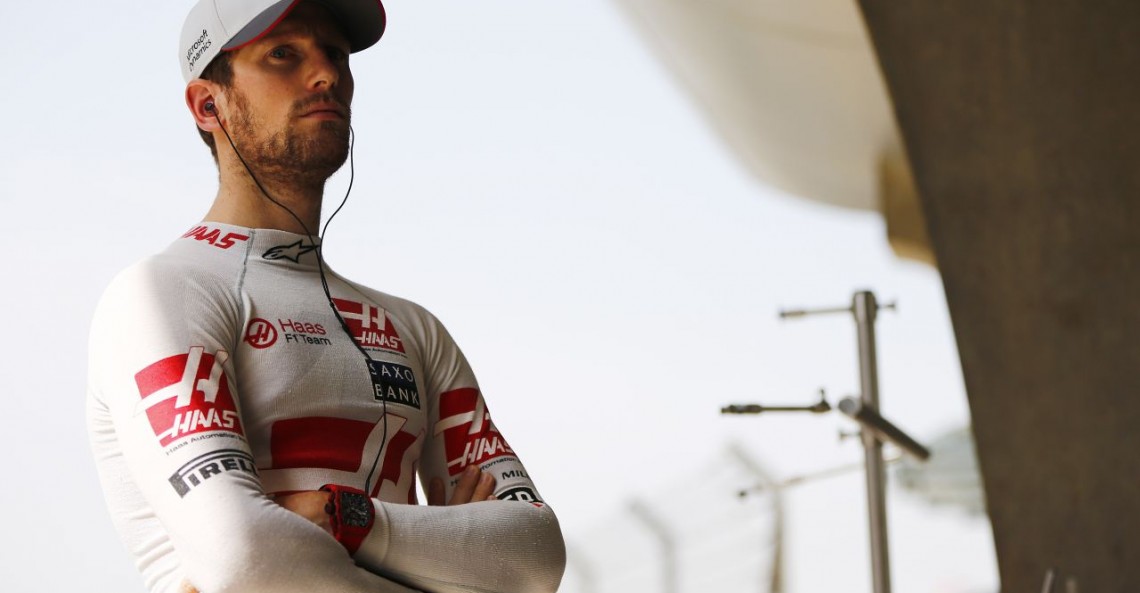 Grosjean z karą cofnięcia na starcie