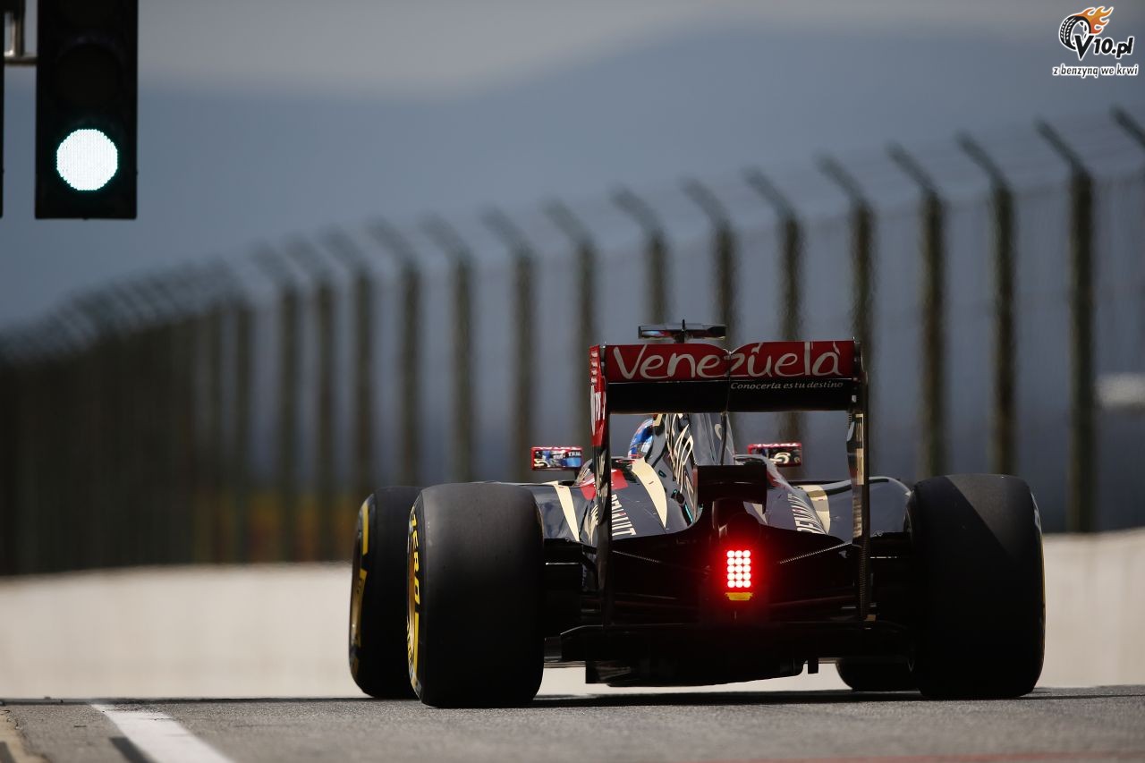 Lotus zapaci wpisowe na sezon 2015 po terminie