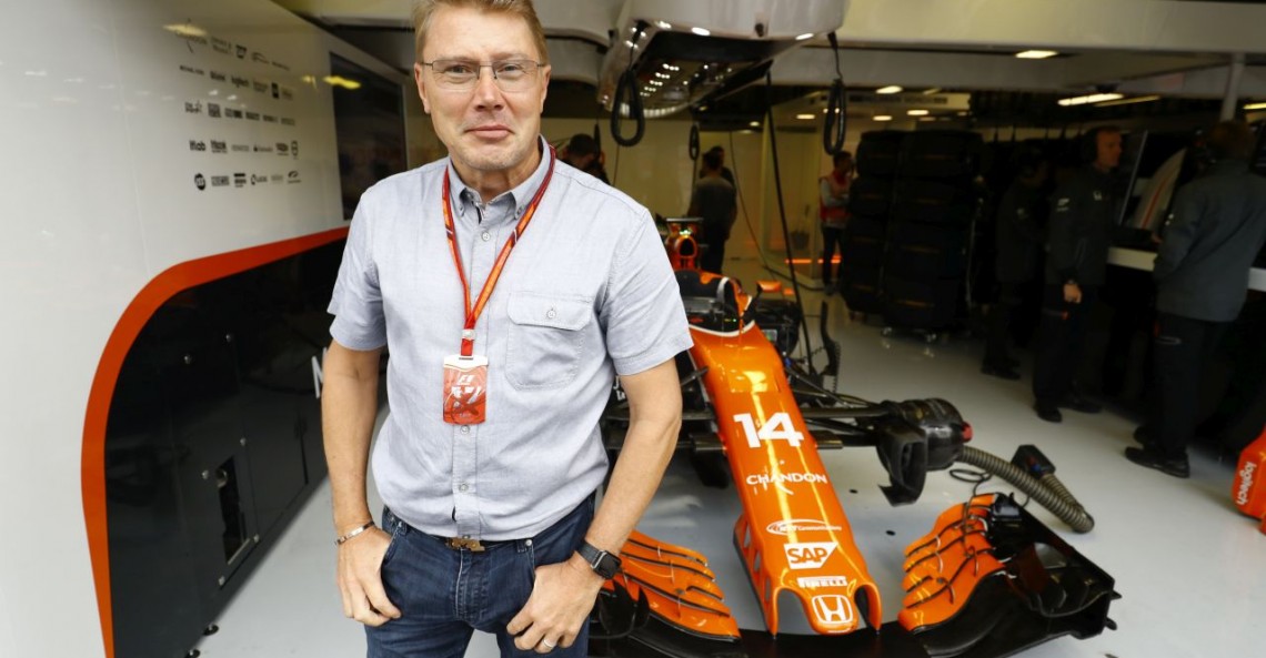 Hakkinen rozsławia Polskę