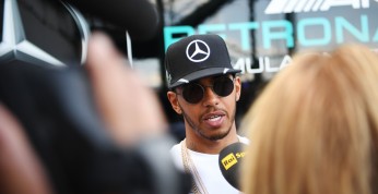 Hamilton: Coś lub ktoś nie chce, abym wygrał w tym roku