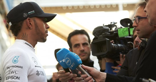 Hamilton niezadowolony z przenoszenia transmisji telewizyjnych F1 na płatne kanały