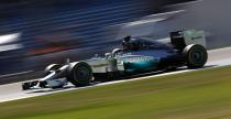 Mercedes oferuje Hamiltonowi umow do sezonu 2018?