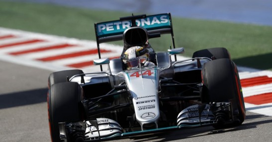 Hamilton wybrał kask na sezon 2017