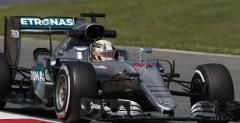 Hamilton denerwuje si na nowe krawniki Hungaroringu po swoim wypadku