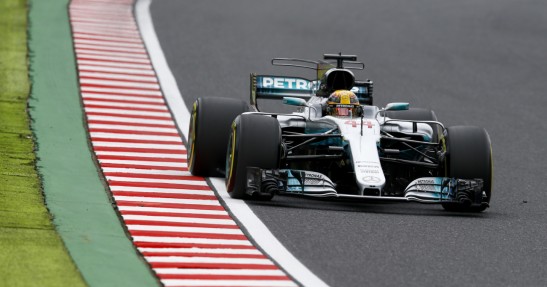 Hamilton: Ten bolid jest tutaj szalony