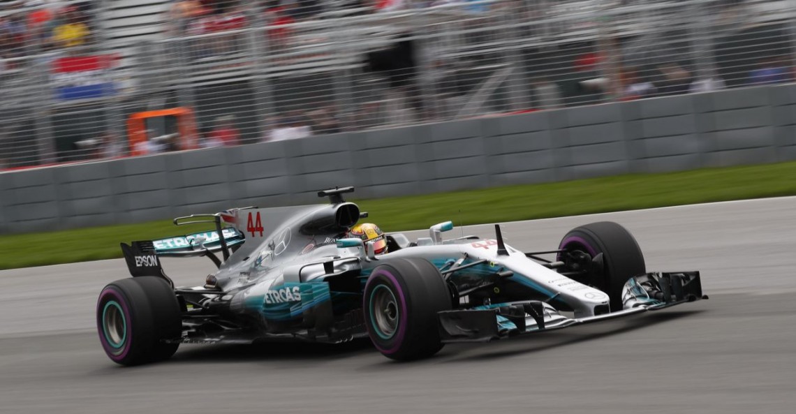 Hamilton liczy na koniec 'rollercoastera' za kierownicą tegorocznego bolidu Mercedesa