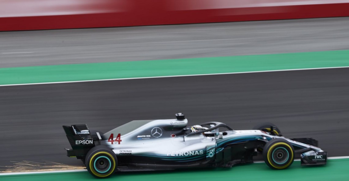 Webber: Hamilton dorównuje Sennie na pojedynczym okrążeniu