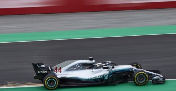 Mercedes ma trudności z udoskonalaniem silnika na następny sezon F1