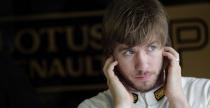 Nick Heidfeld pociga si McLarenem na Nurburgring Nordschleife