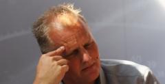 Johnny Herbert radzi Red Bullowi promowa Sainza Juniora zamiast Verstappena