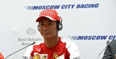 Kobayashi rozbi si bolidem Ferrari na pokazach w Moskwie. Zobacz video