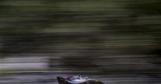 Kubica zadowolony z siebie - i 'zszokowany' fatalnym bolidem