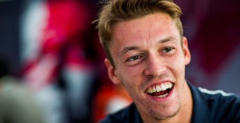 Kwiat zostaje w Toro Rosso na sezon 2017