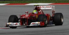 GP Chin - kwalifikacje: Pierwsze pole position Rosberga, Vettel na kolanach