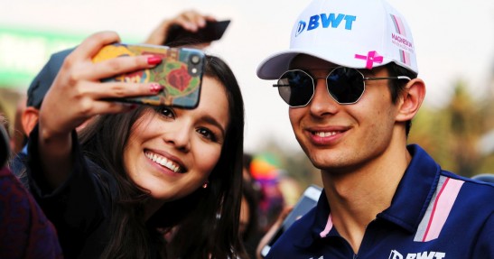 Mercedes nie rozmawia z Ricciardo