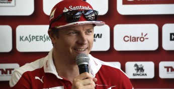 Raikkonen otwiera bar karaoke?