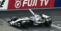 Hamilton gra Raikkonenem na PlayStation
