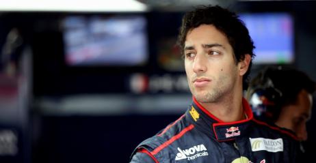 Ricciardo jeździ za