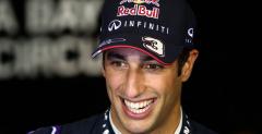 Bolid F1, oblodzona droga i Daniel Ricciardo