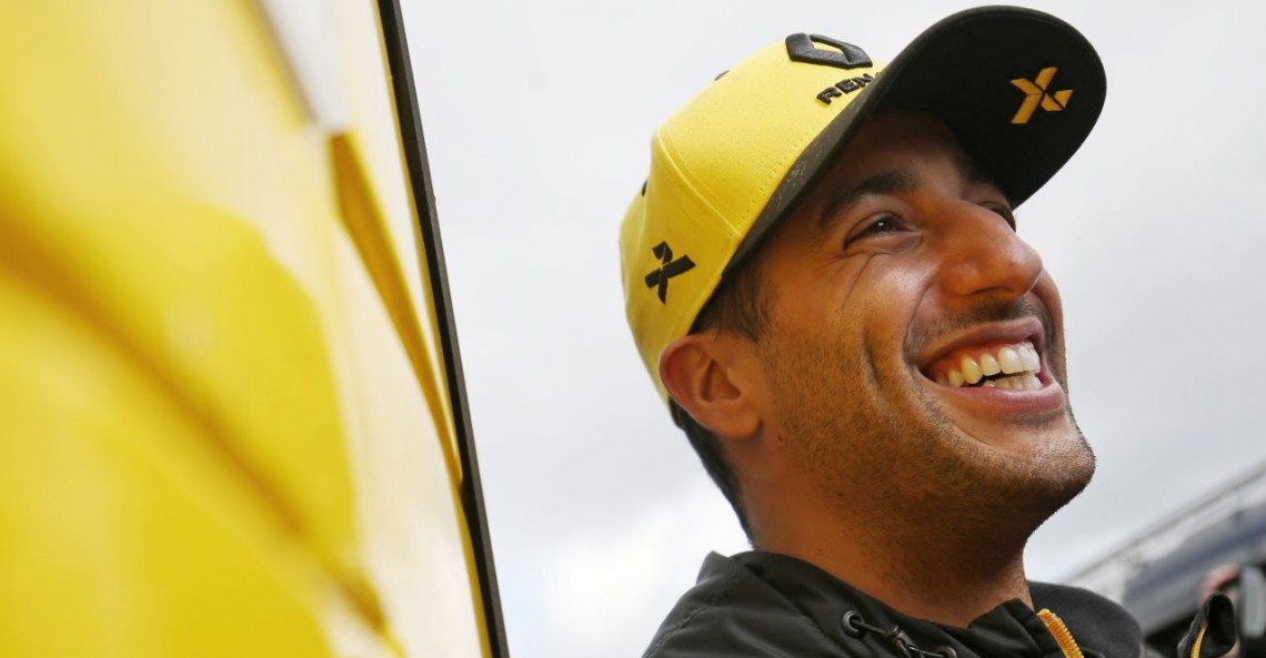 Ricciardo podbudowany nowym bolidem Renault mimo incydentu z tylnym skrzydłem