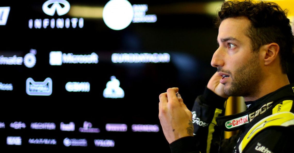 Renault doradza Ricciardo większą cierpliwość na starcie