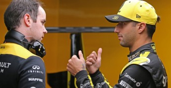 Ricciardo podbudowany nowym bolidem Renault mimo incydentu z tylnym...