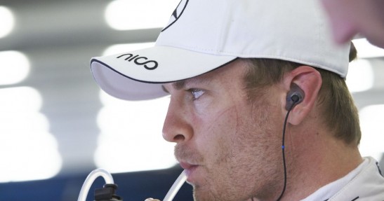 Mercedes flirtuje z Verstappenem