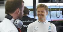 GP Bahrajnu - 1. trening: Rosberg p sekundy przed Hamiltonem