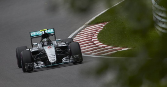 Rosberg bliski 2-letniego kontraktu z Mercedesem wg Laudy