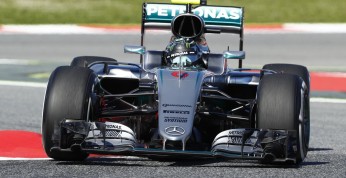 GP Malezji - 1. trening: Rosberg przed Hamiltonem, pożar bolidu...