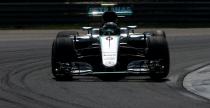 GP Malezji - 1. trening: Rosberg przed Hamiltonem, poar bolidu Magnussena
