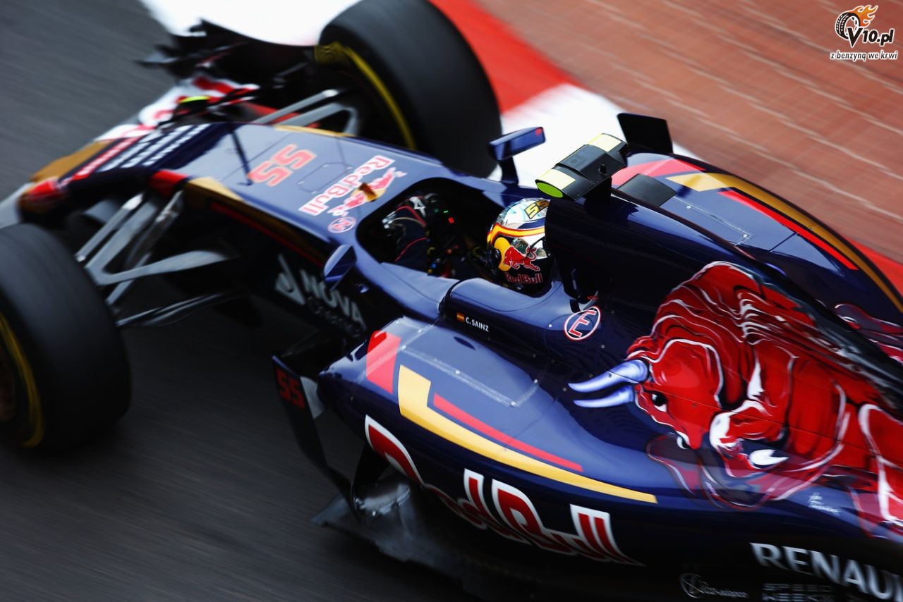Red Bull nie skorzysta z usprawnionego silnika Renault - na razie