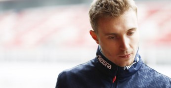 Lowe żałuje, że Sirotkin nie będzie jeździł dłużej dla...