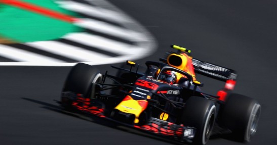 Verstappen ma biały kask na sezon 2019