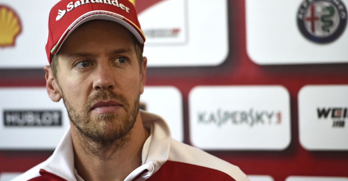 Rewolucja techniczna w F1 da przewagę Vettelowi wg Villeneuve'a
