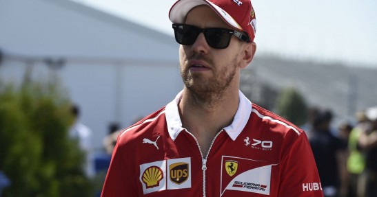 Hamilton znów uderzył w Vettela na odprawie kierowców F1