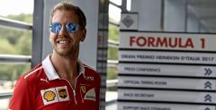 Vettel przyapany z szefem Mercedesa
