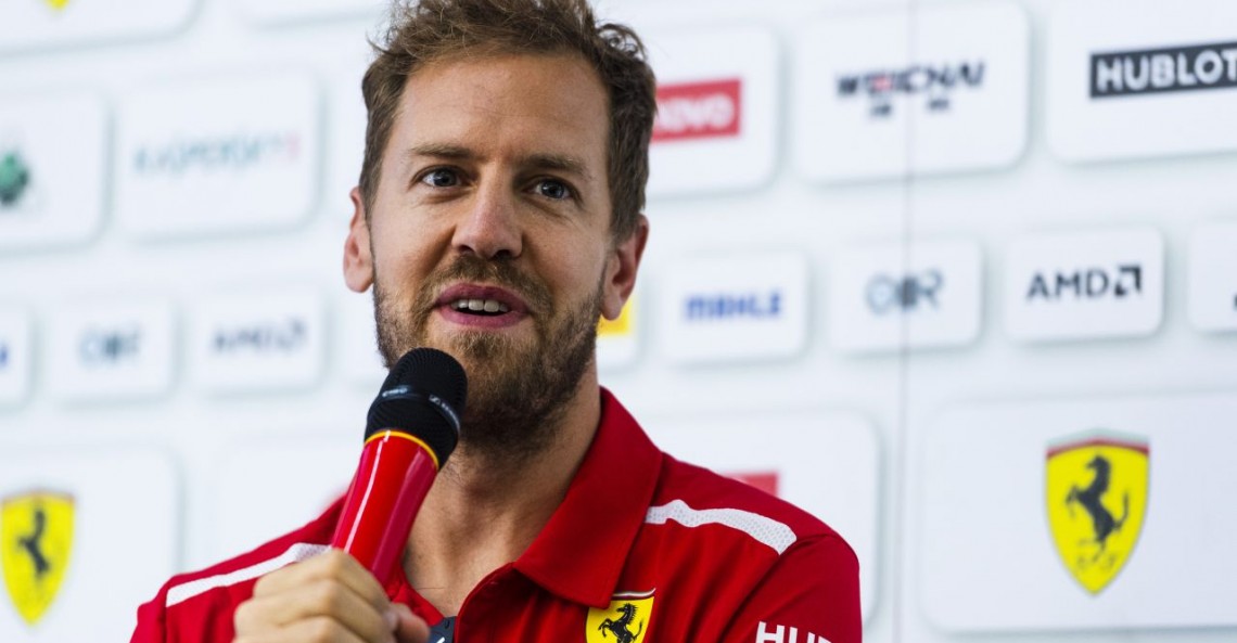 Vettel liczy, że Red Bulle 'same się pokonają'