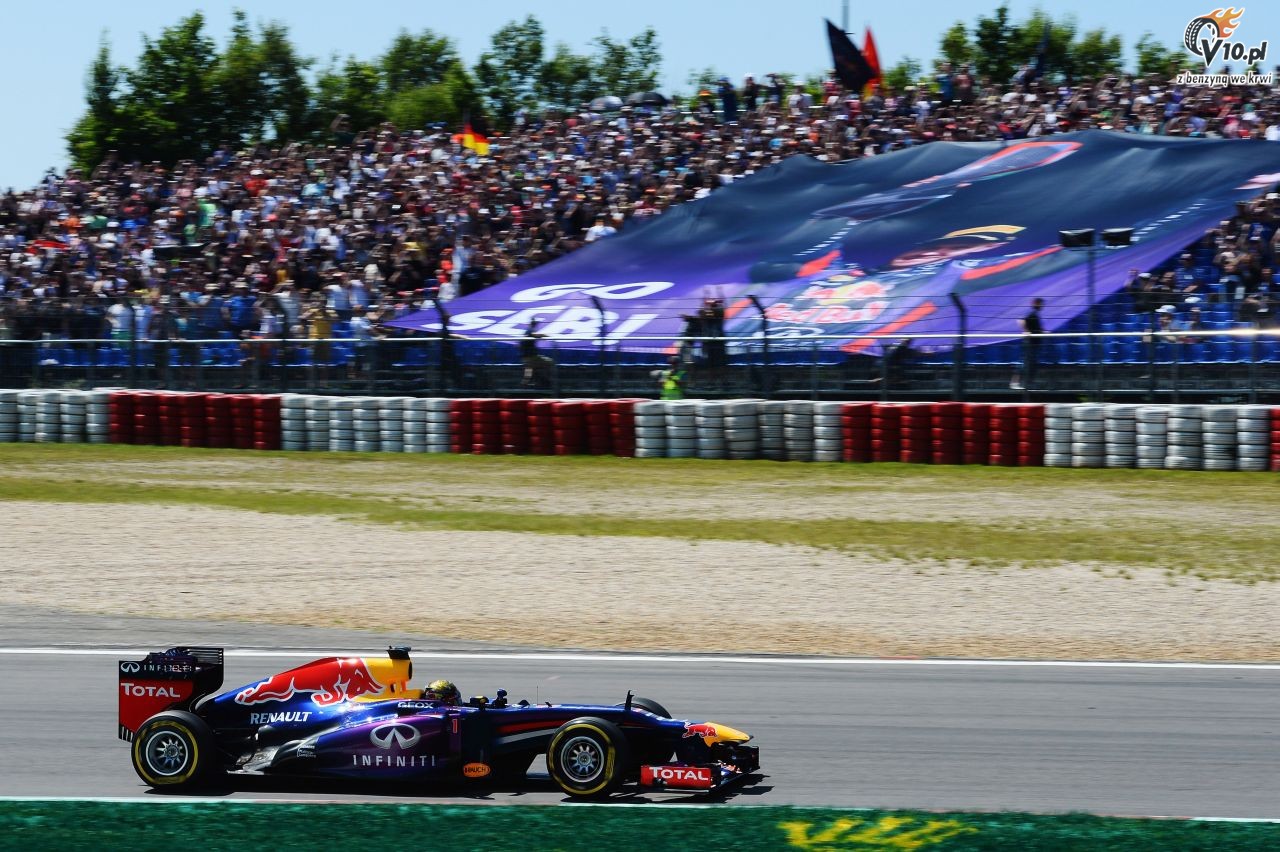 Vettel cisn na kadym okreniu
